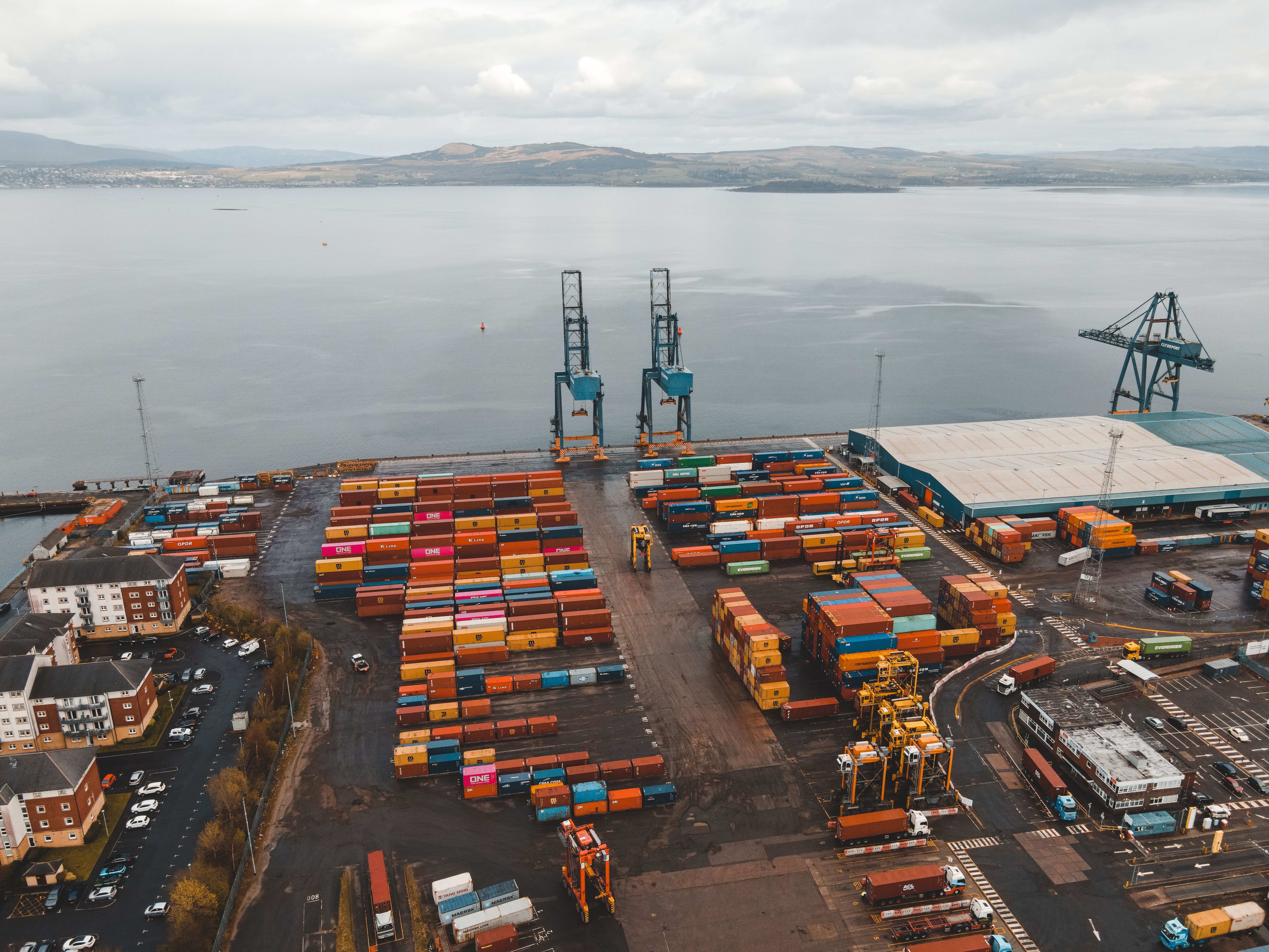 Container shipment loading at Tema Port